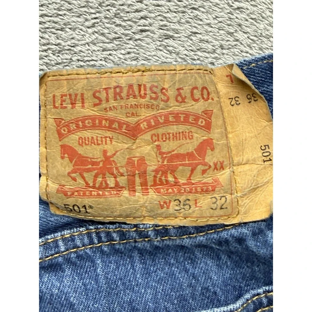 Levis 501 Jeans‎ Mens Measured 34x29 Blue Straight Denim Button Fly Classic Fit